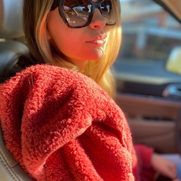 ❤️VINTAGE RED PLUSH HOODED JACKET - Picture 7 of 7